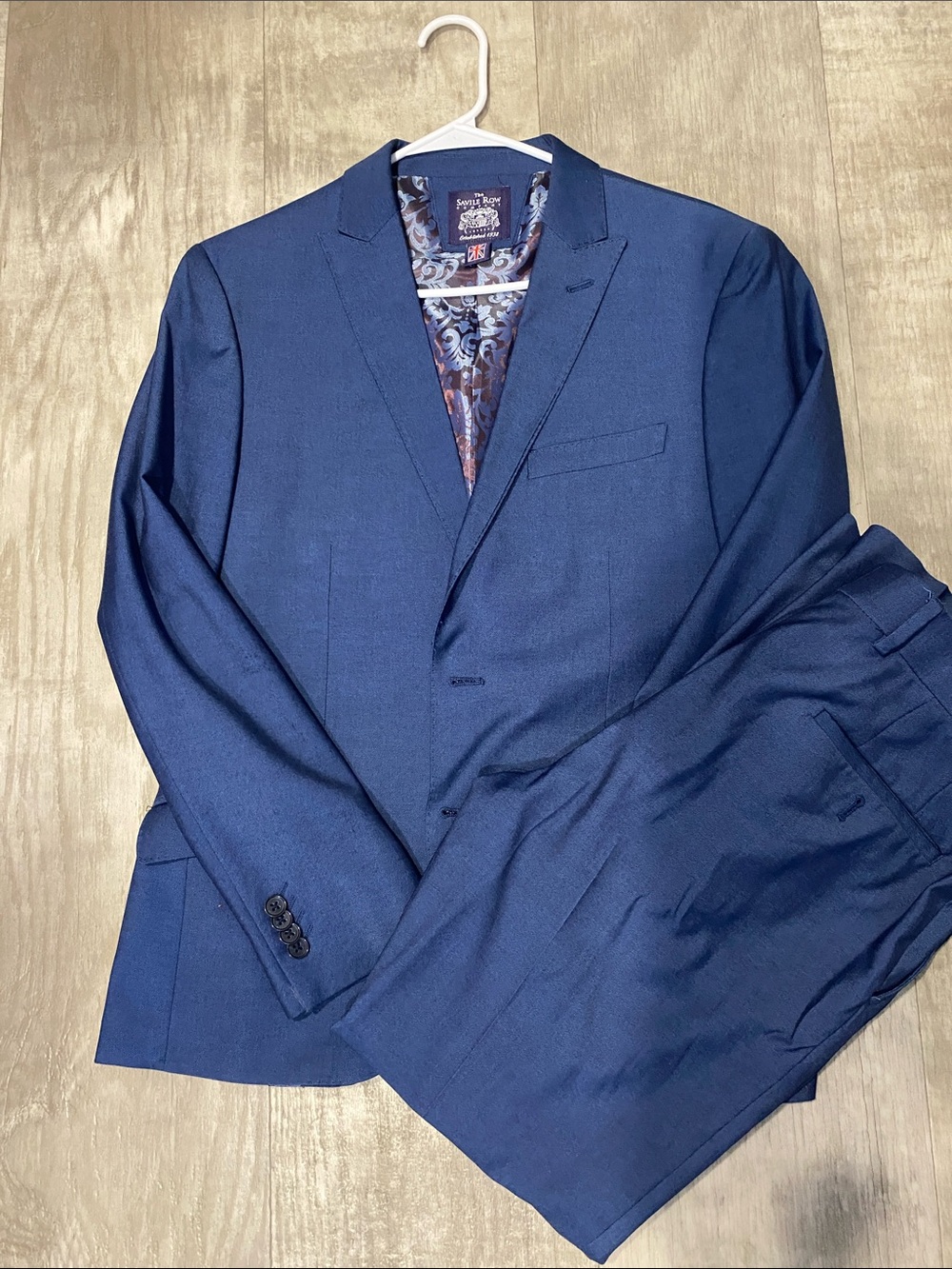 The Savile Row Company Mens 2 peice suit 40s/34W like new